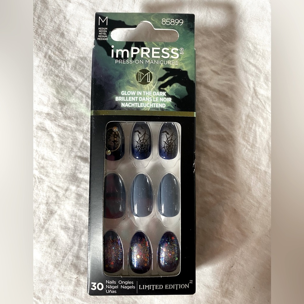 Kiss Impress Halloween Nails